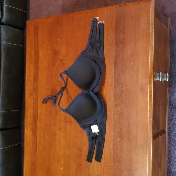 Shade & Shore Black Bikini Top With Underwire Support. Size 36 C - Picture 3 of 6